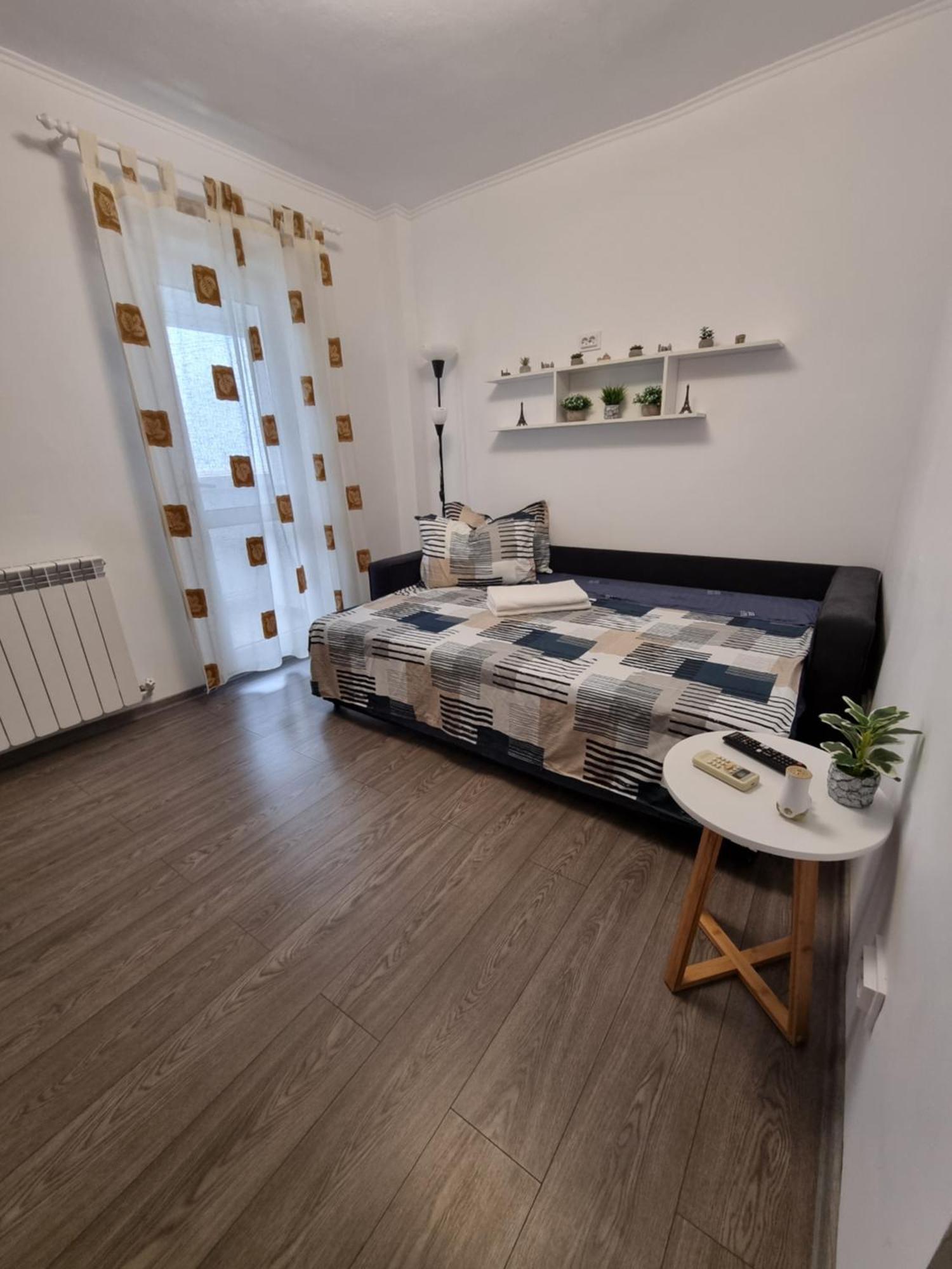 Lara Apartment