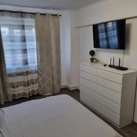 Lara Apartament Tulcea Exterior photo